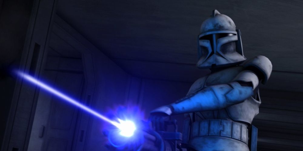 Heavy empunhando sua minigun blaster no episódio 'Rookies' de Star Wars: The Clone Wars