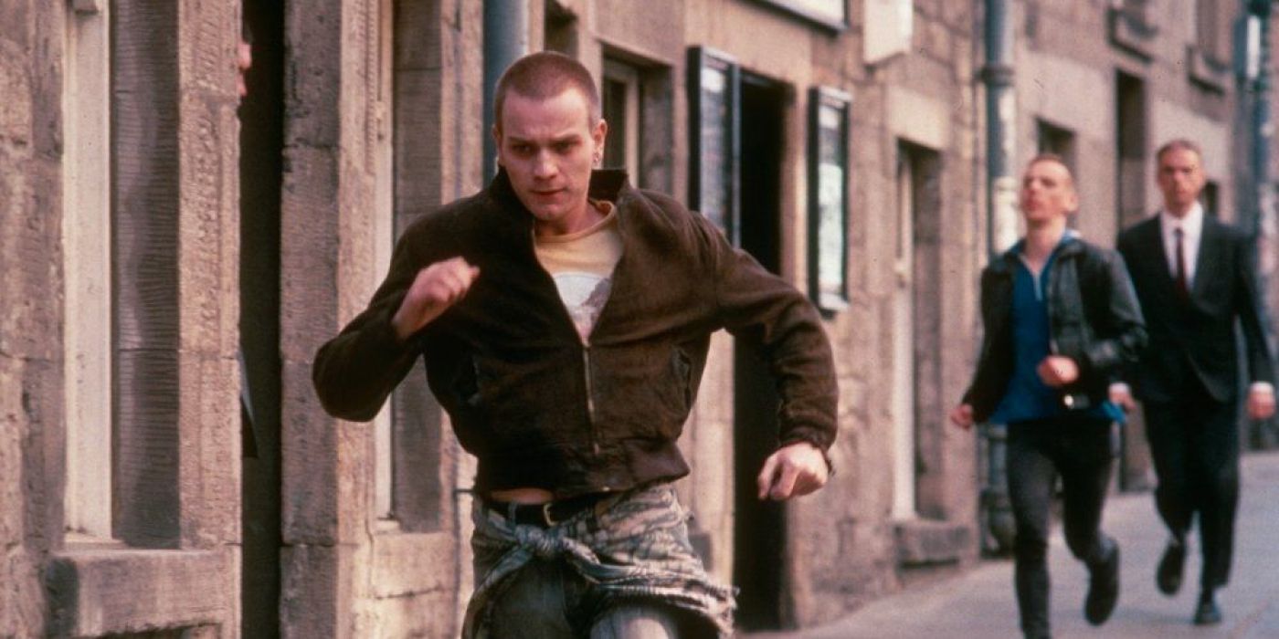 Trainspotting's Mark Renton being chased down a street