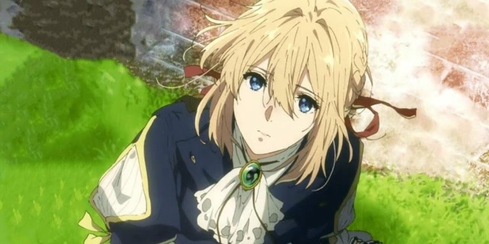 Violet Evergarden standing in the grass and looking upward 