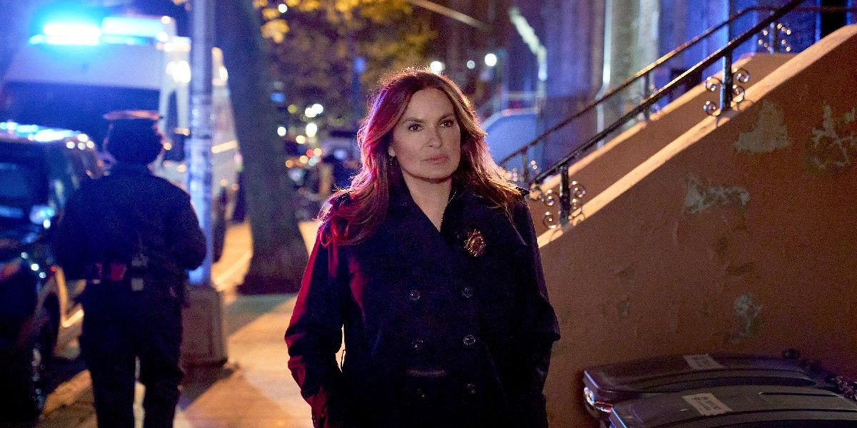 Law & Order: Svu Season 23, Episode 22, 'a Final Call At Forlini's Bar 