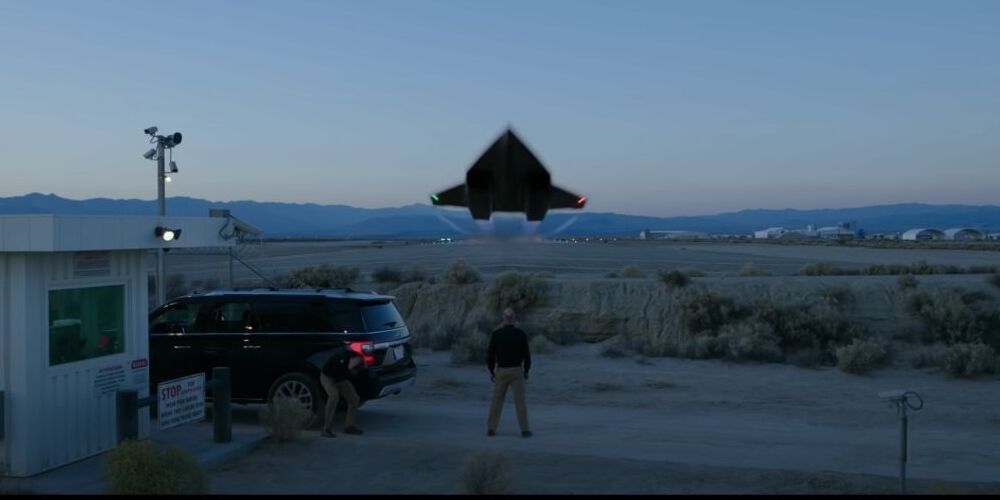 10 Best Stunts In The Top Gun Films, Ranked