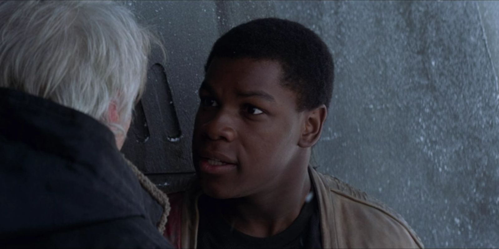 Finn suggests using the Force to Han Solo in Star Wars The Force Awakens