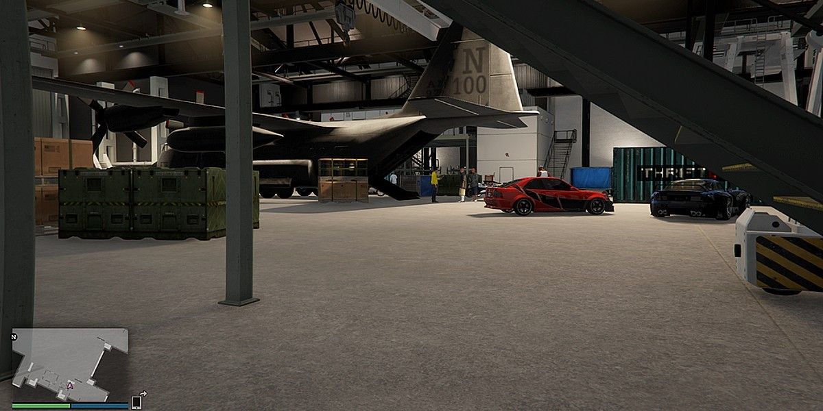 Screenshot depicting LSIA hangar in Security Contract: Vehicle Recovery, as seen in GTA Online.