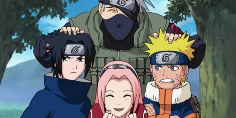 Tim 7, yang terdiri dari Sasuke Uchiha, Sakura Haruno, Naruto Uzumaki dan Kakashi Hatake, mengambil gambar pertama mereka dalam serial anime Naruto.