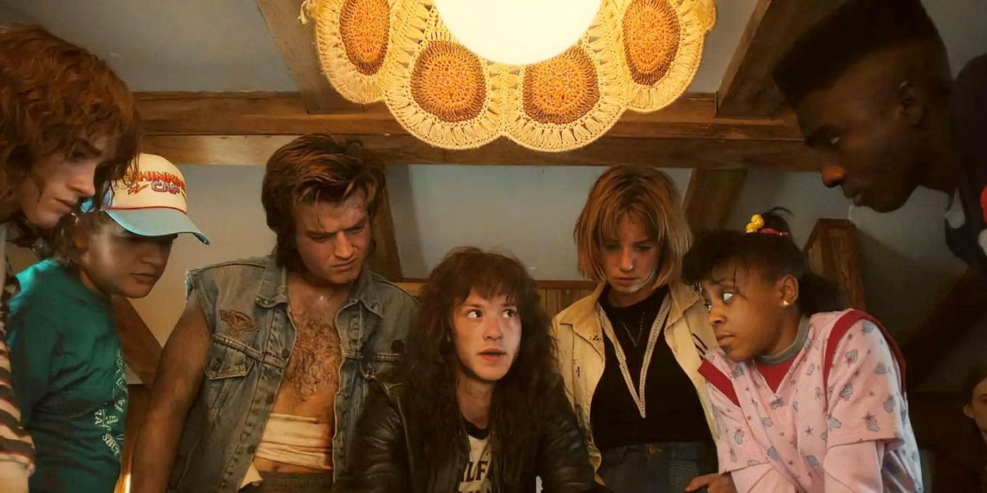 HOT RIGHT NOW: WATCH STRANGER THINGS