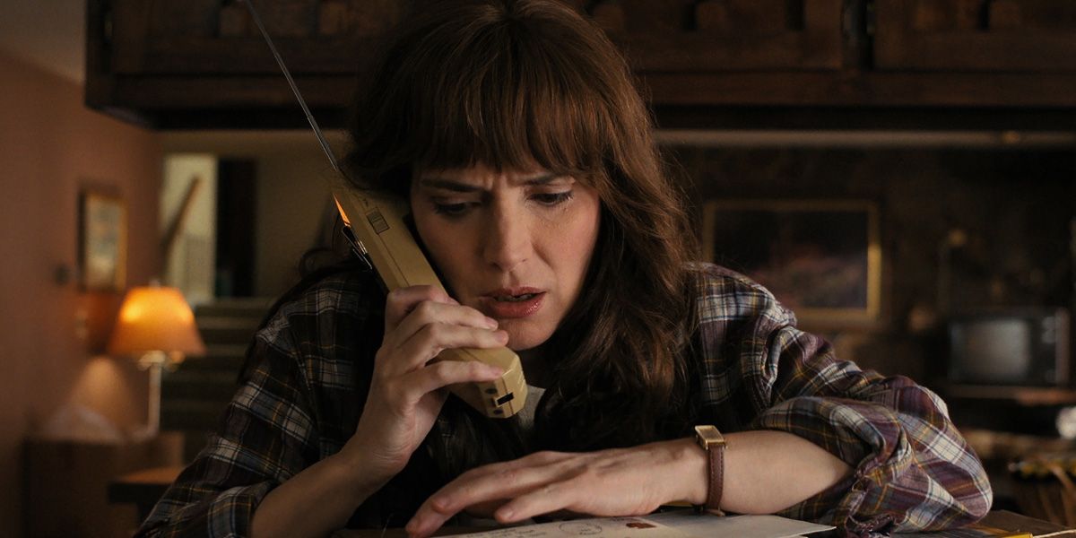 Winona Ryder Reveals Frustrations Over Younger Actors' Apathy for Classic Cinema