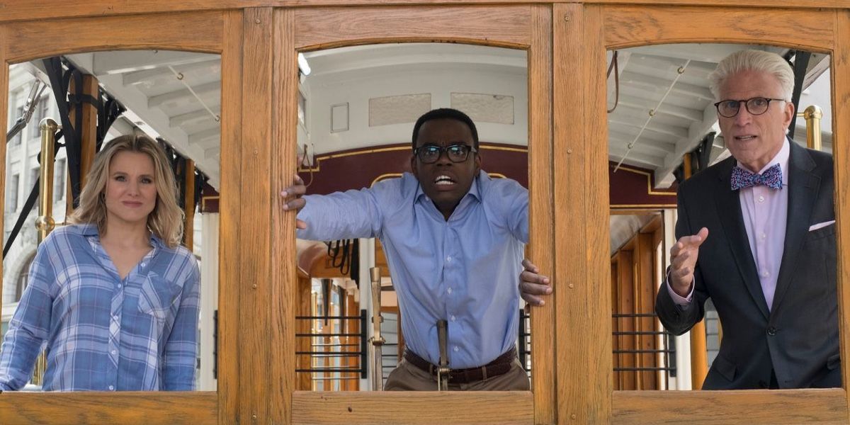 Eleanor, Chidi y Michael en medio de resolver el problema del tranvía en The Good Place.