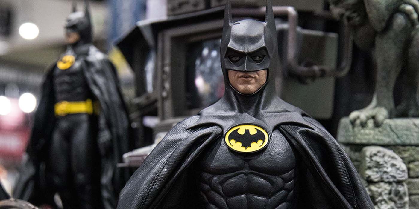 Michael Keaton's Batman Looms Large In His First Hot Toys Deluxe Figure
