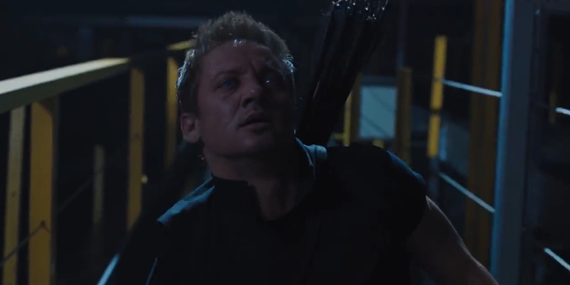 A mind-controlled Clint Barton fighting Black Widow in the Avengers