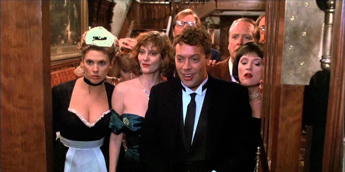 The blackmailed suspects assemble in Clue