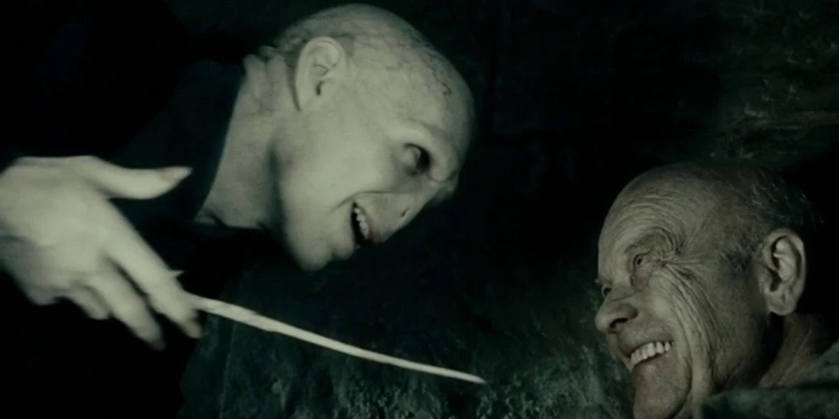 Grindelwald vs Voldemort: Which Dark Wizard Is More Powerful?