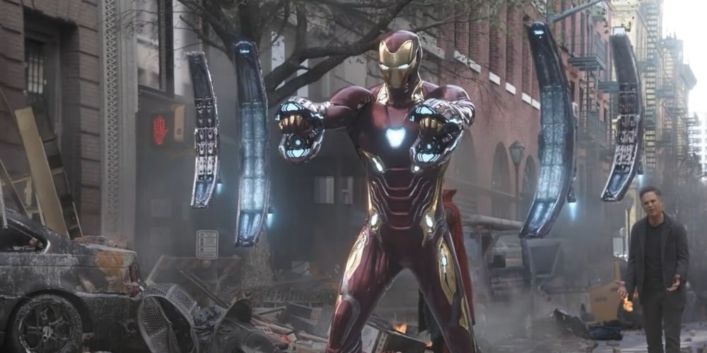 Iron Man showing off his nanotechnology suit in Avengers: Infinity War