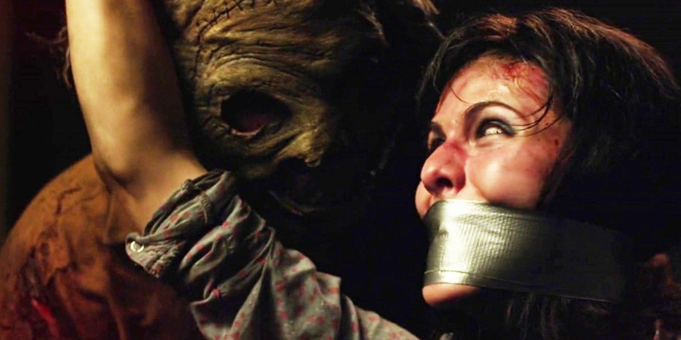 Leatherface stalks Heather in Texas Chainsaw 3D.