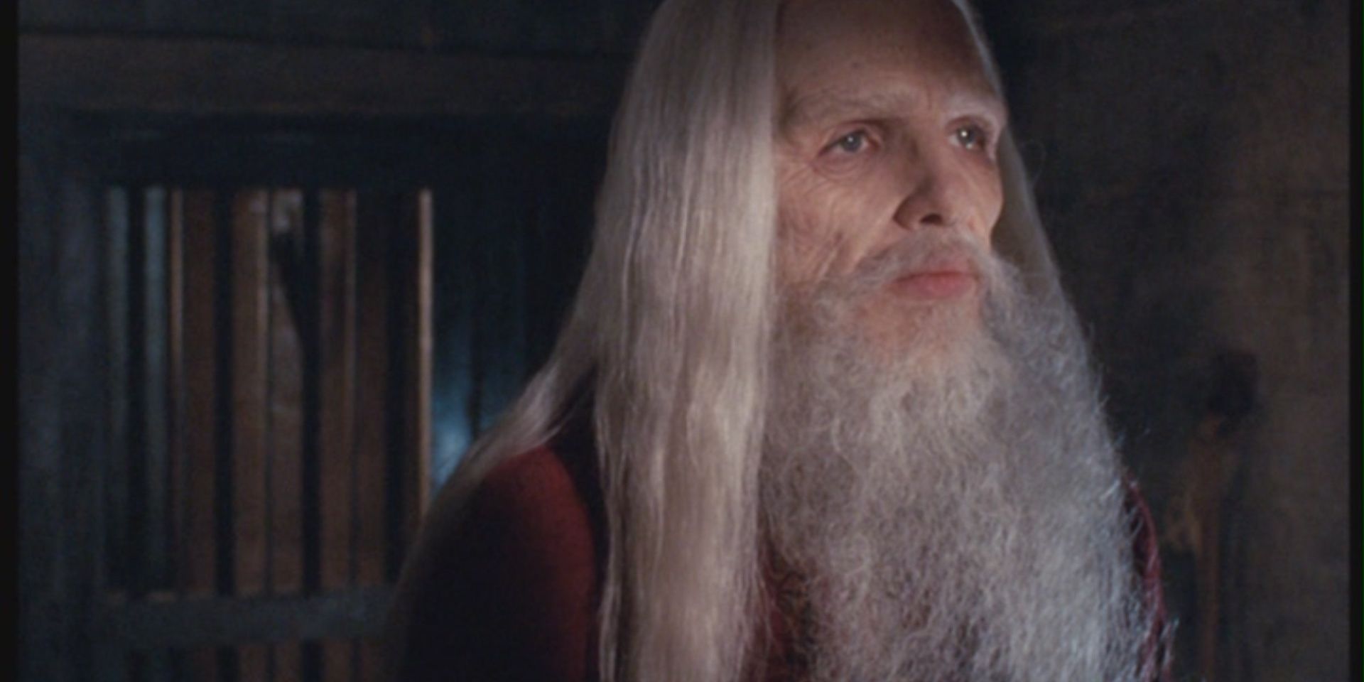 An aged Merlin waits for Arthur's return in the Merlin Finale