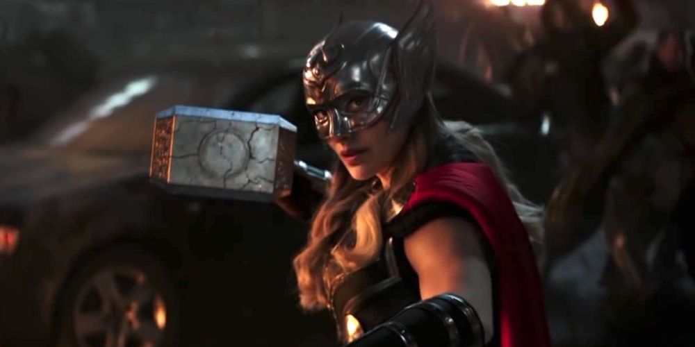 Jane Foster fights in New Asgard as Mighty Thor in Thor: Love and Thunder