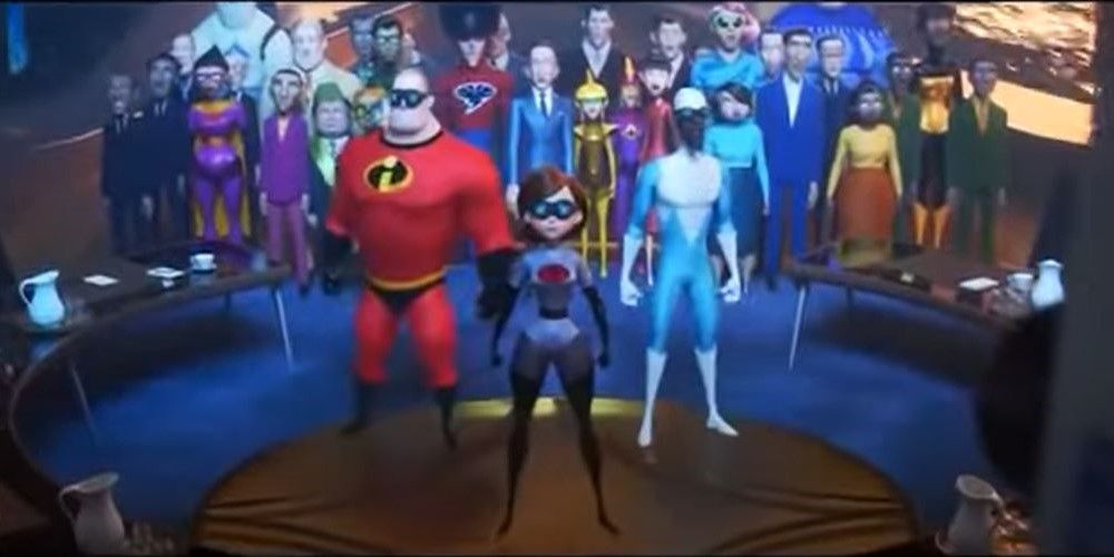 Mr. Incredible, Elastigirl and Frozone are forced to do Screenslaver's bidding