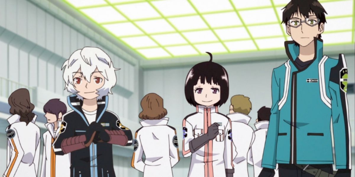 Yuuma, Chika, and Osamu are standing in a room with multple people behind them. (World Trigger)