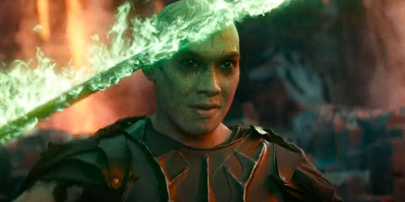 D&D Movie Villain uses a Green Flame Blade sword