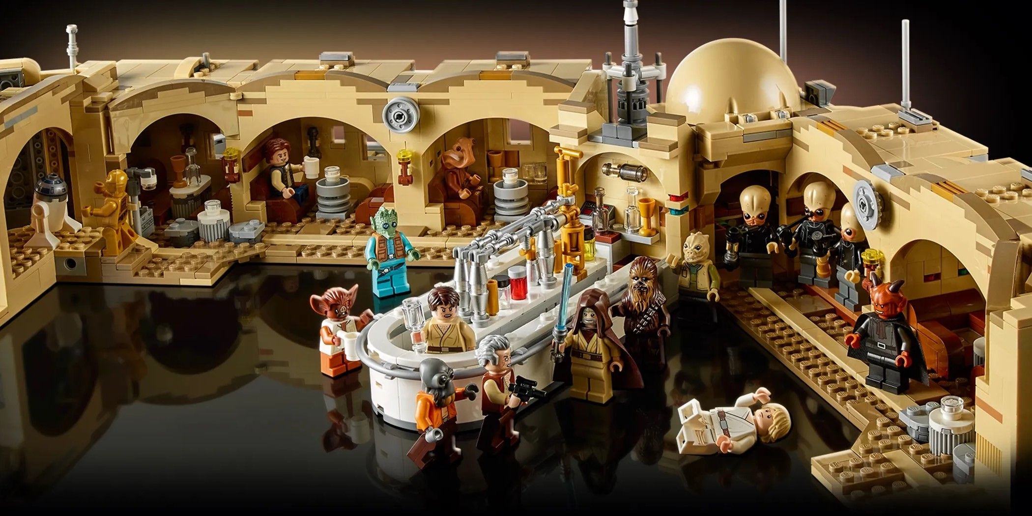 Luke Skywalker sendo atacado em Mos Eisley Cantina Star Wars Lego set