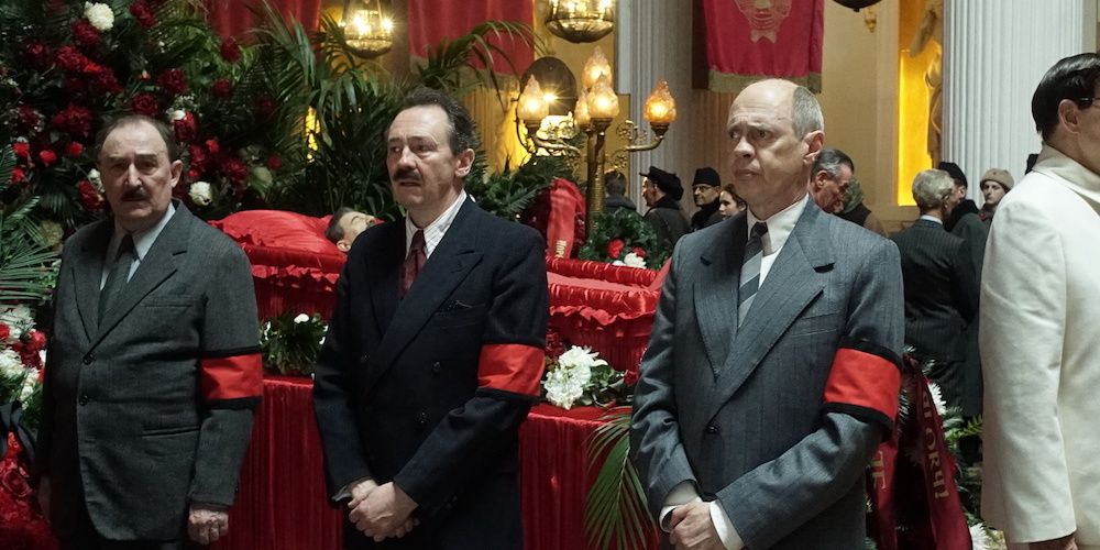 Nikita Krushev played by Steve Buscemi at Stalin's funeral