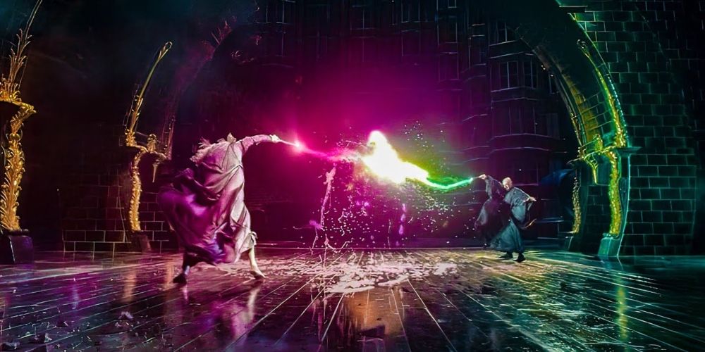 Dumbledore and Voldemort duel in the Ministry Atrium
