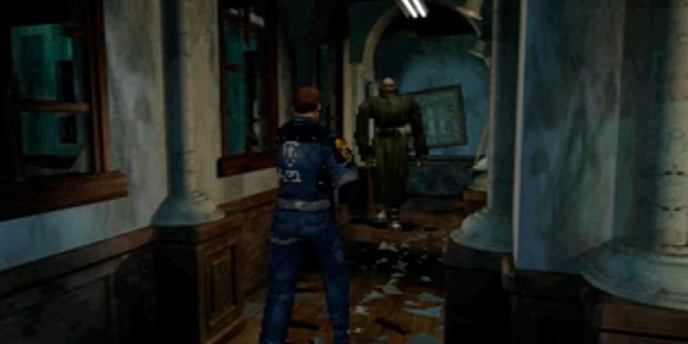 Leon Kennedy Resident Evil 2 Orijinalinde Bay X ile savaşıyor