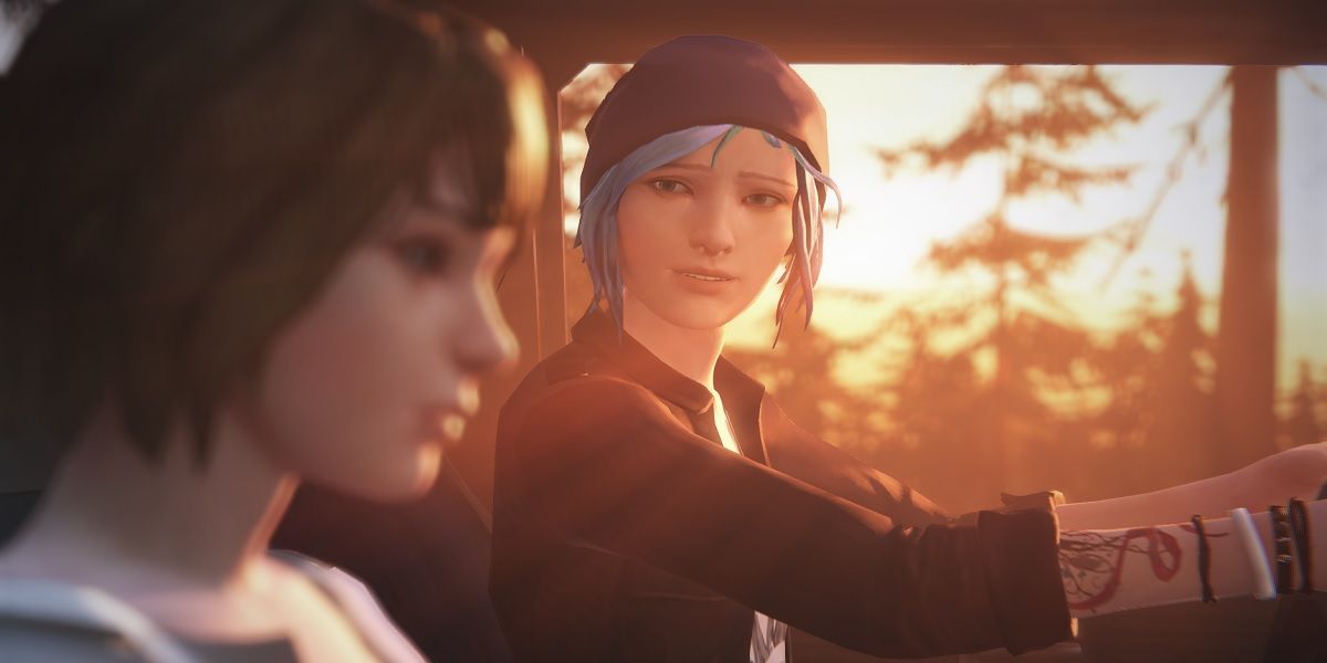 Chloe looking over at Max, Life Is Strange