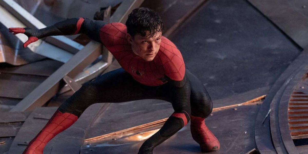 Peter Parker crouching in Spider-Man: No Way Home.