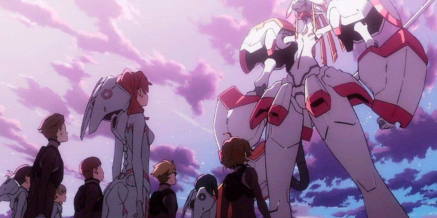 Strelizia mecha towers over the pilots in Darling In The FranXX.