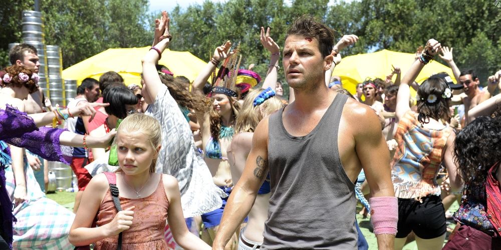 The last survivors of humanity partying in These Final Hours movie