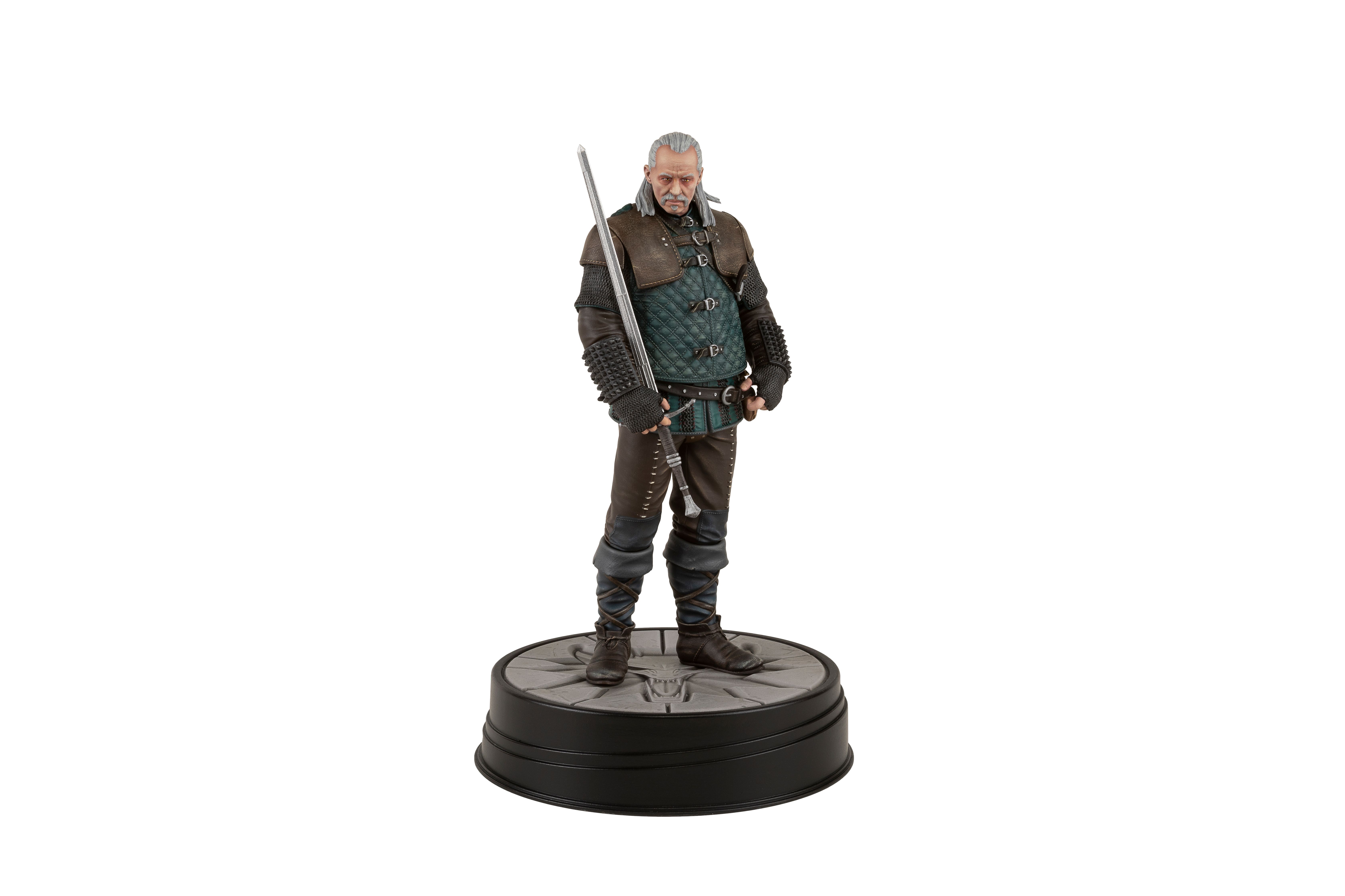 WITCHER_FIGURE_VESEMIR_PHOTO_01.jpg