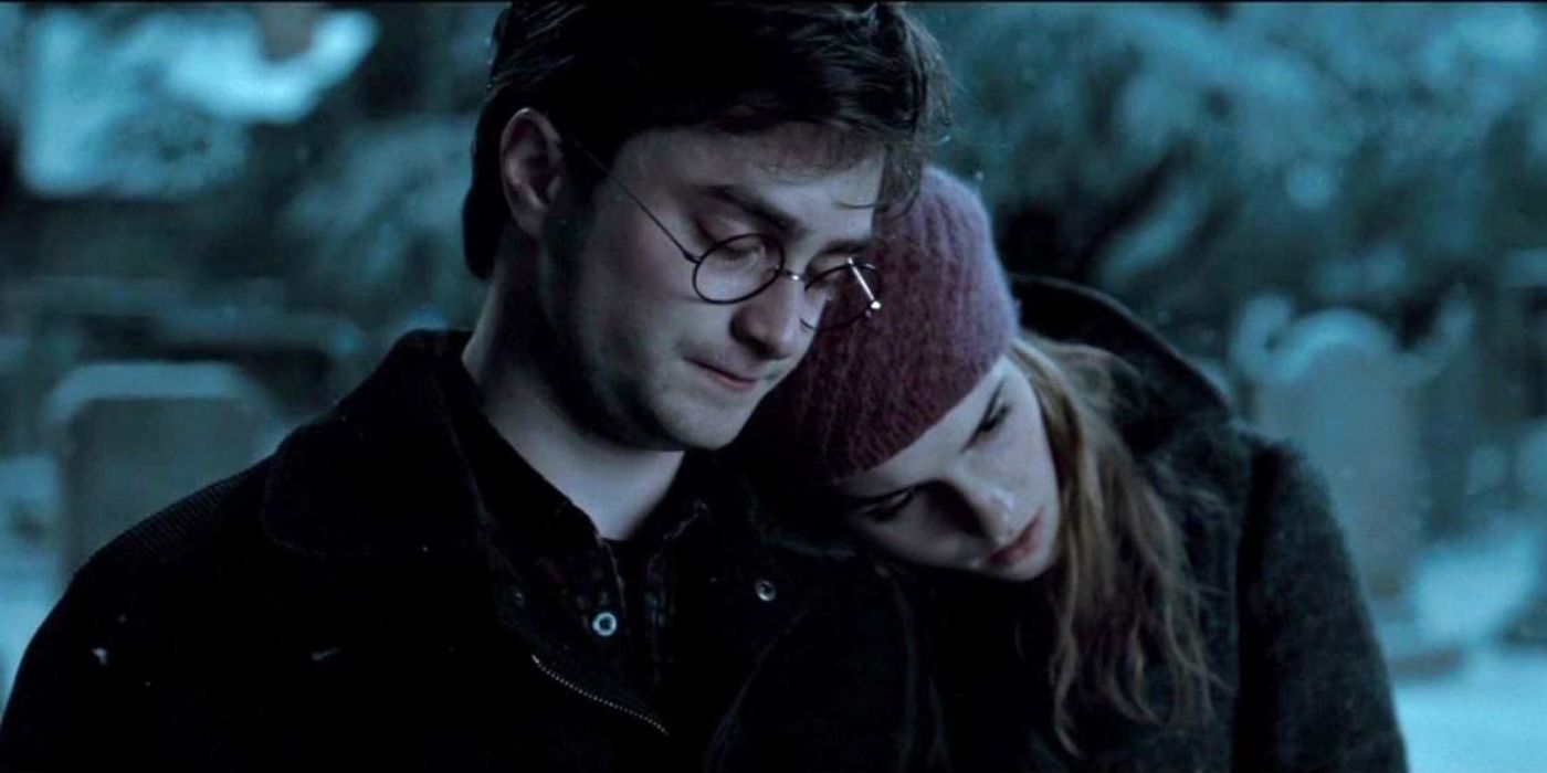 Hermione leaning on Harry in Godric's Hollow on Christmas, Harry Potter