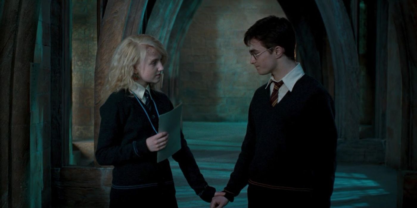 Luna segurando a mão de Harry, Harry Potter