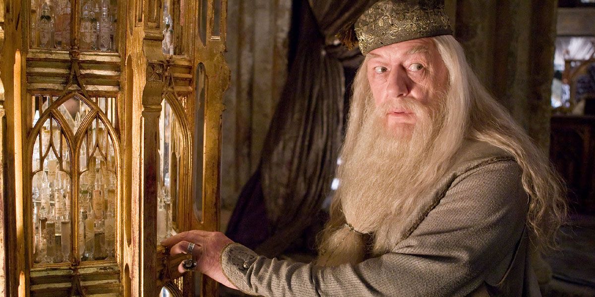 Albus Dumbledore standing by the Pensieve in Harry Potter