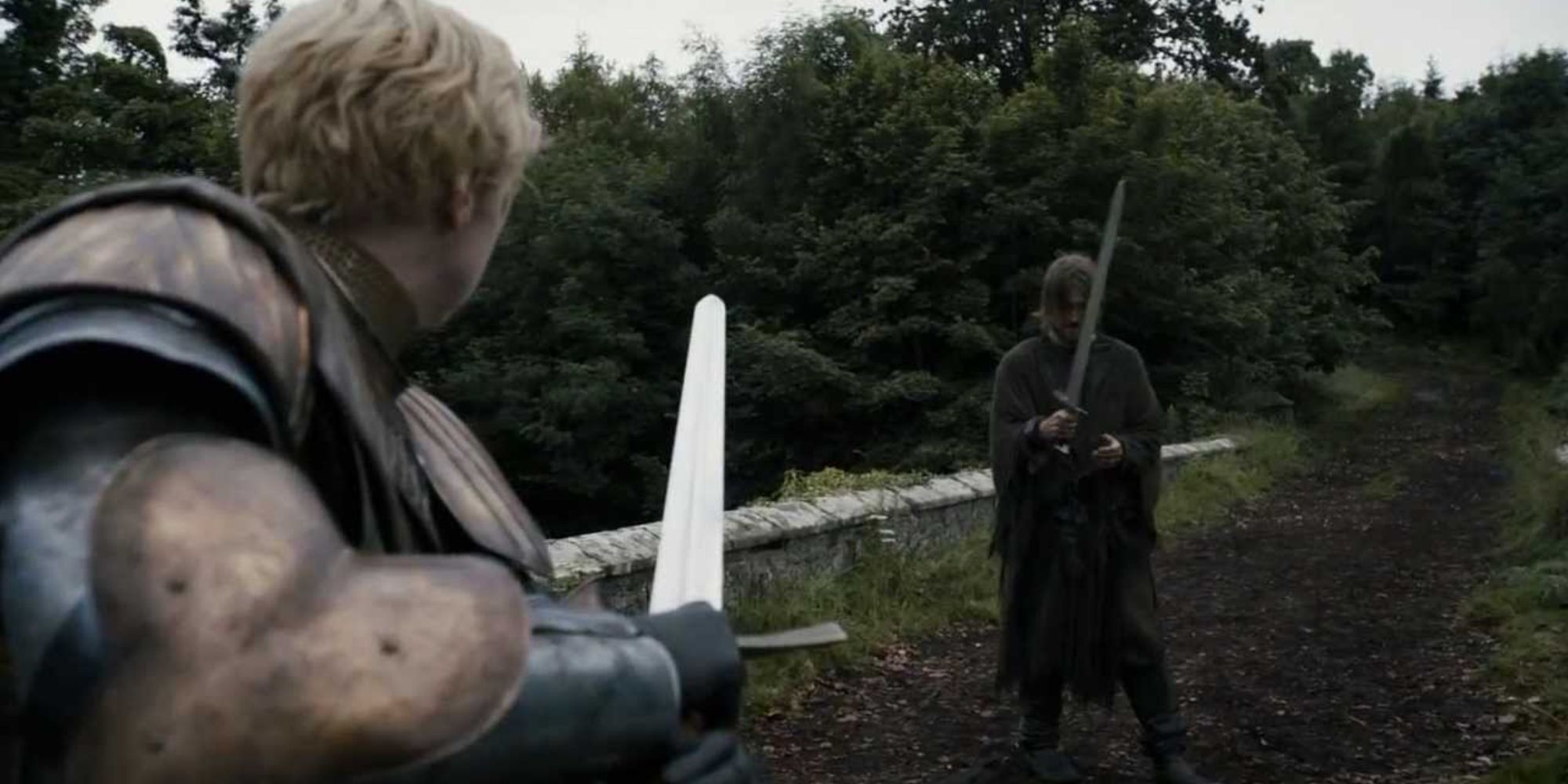Brienne of Tarth fighting Jaime Lannister in Game of Thrones.