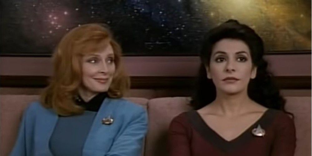 Star Trek: TNG's Beverly Crusher and Deanna Troi sit together