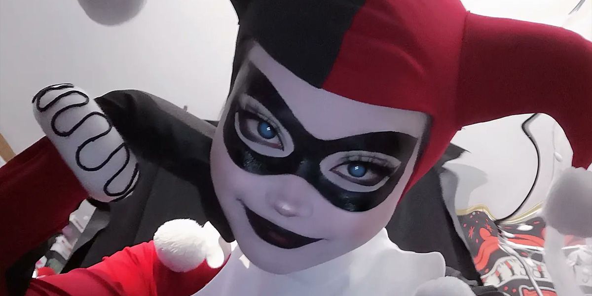 Uncanny Harley Quinn Cosplay Comes Straight Out of Batman: TAS