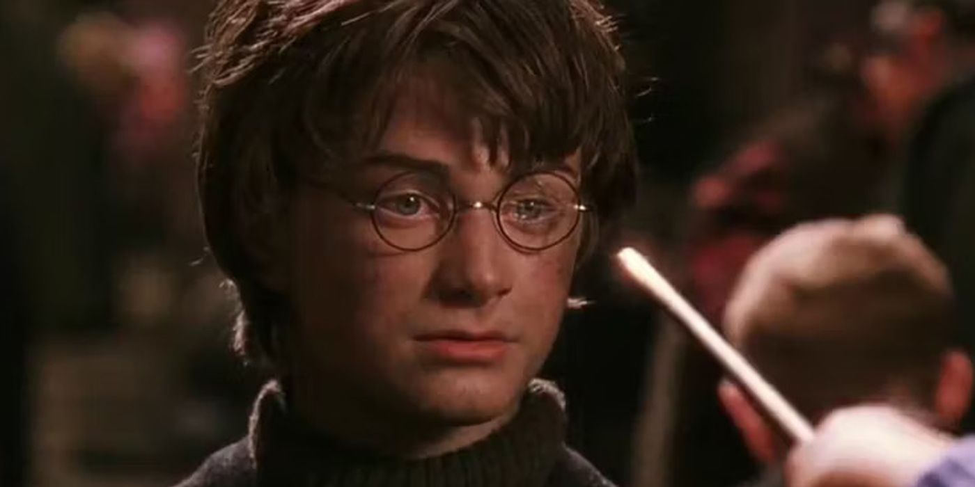Hermione fixes Harry's broken glasses with Reparo