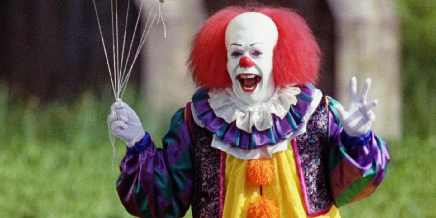 Pennywise taunts Ben in IT (1990)