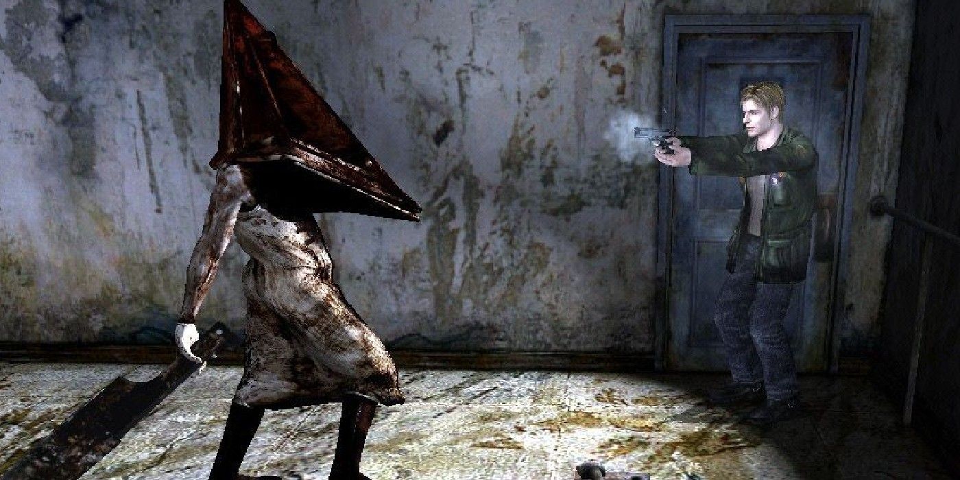 Pyramid Head lumbers towards James in Silent Hill 2