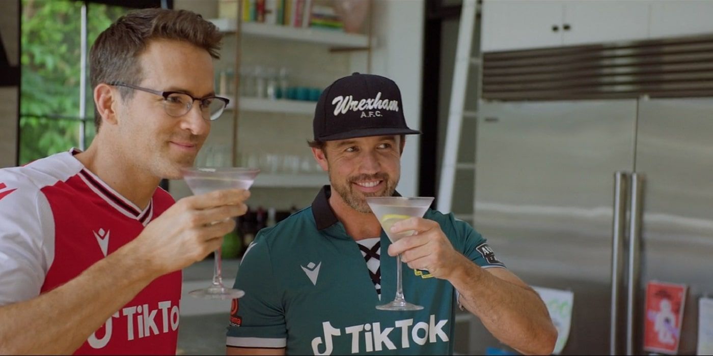 WATCH: 'A hat on a hat!' - Ryan Reynolds and Rob McElhenney star in  hilarious Wrexham 'Merch Merch' video advertising team sponsor