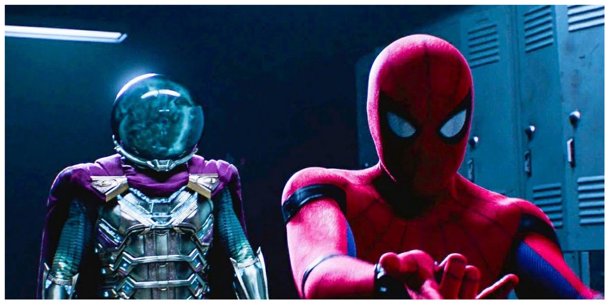 Spider-Man vs. Mysterio in Spider-Man Far From Home.