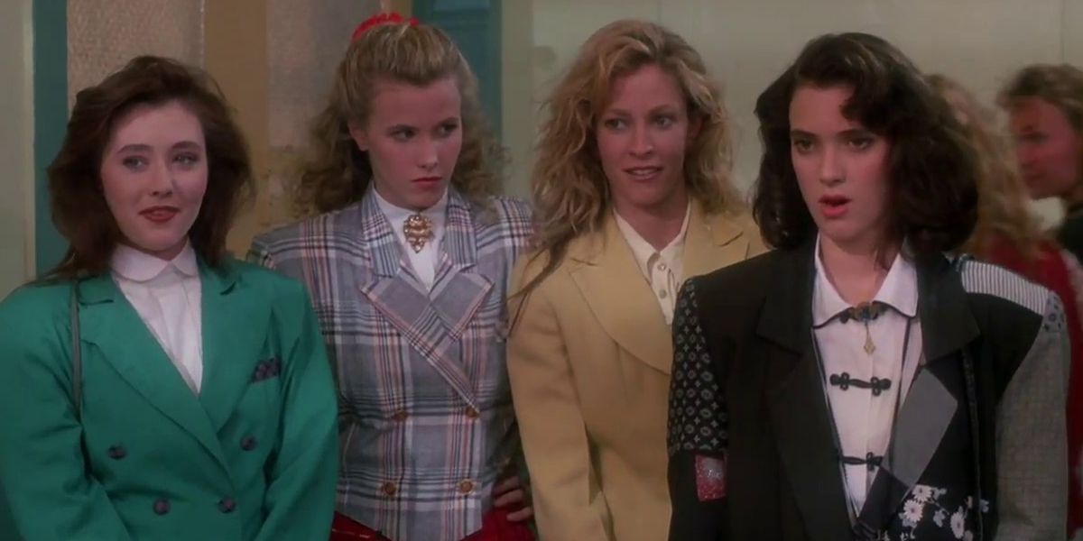 Film shot of the Heathers clique in the movie