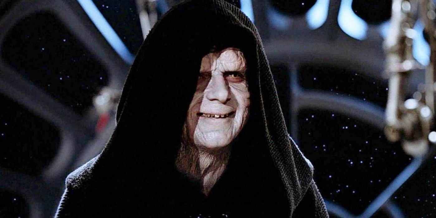 Emperor Palpatine (Ian McDiarmid) smiling evilly in Star Wars: Return of the Jedi