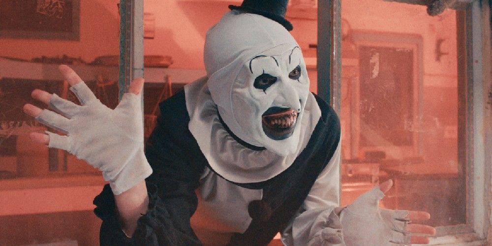 Art the Clown greets his victims in Terrifier 2