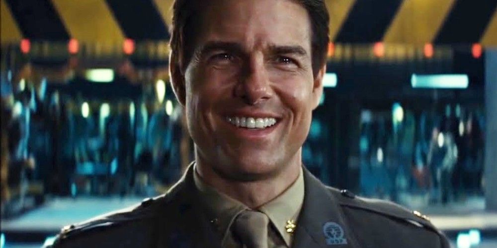 Cage smiles upon meeting Rita in Edge of Tomorrow