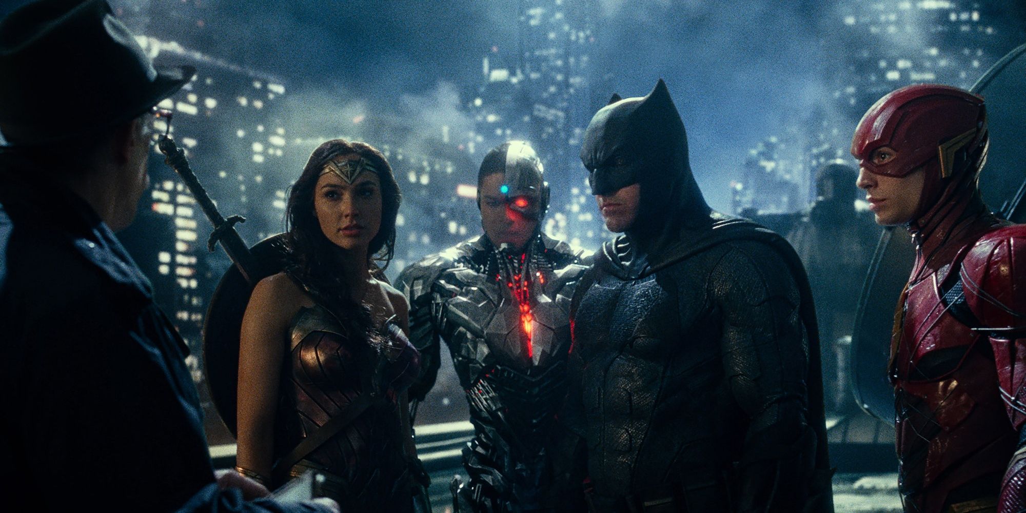 Cyborg, Wonder Woman, Batman and Commissioner Gordon in Zack Snyder's Justice Leauge