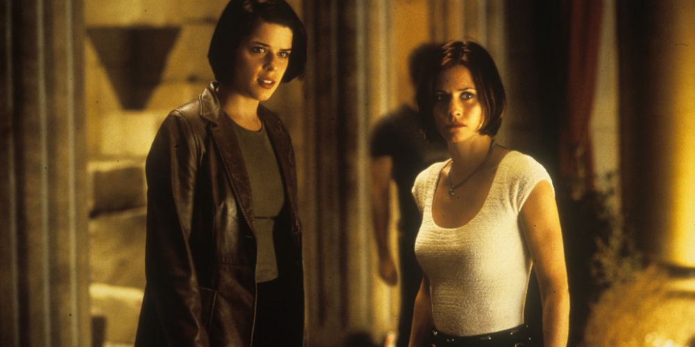 Sidney and Gale in Scream 2