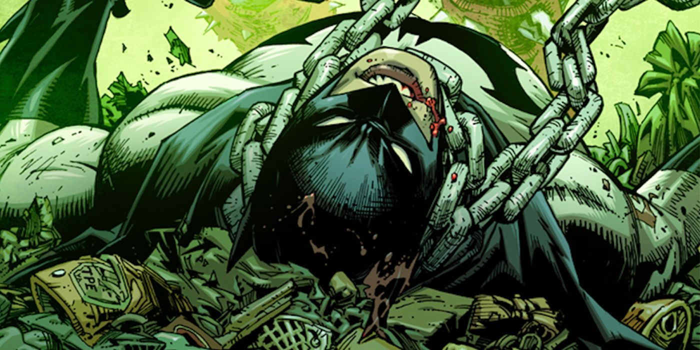 Spawn overpowers Batman in the amazing Capullo variant