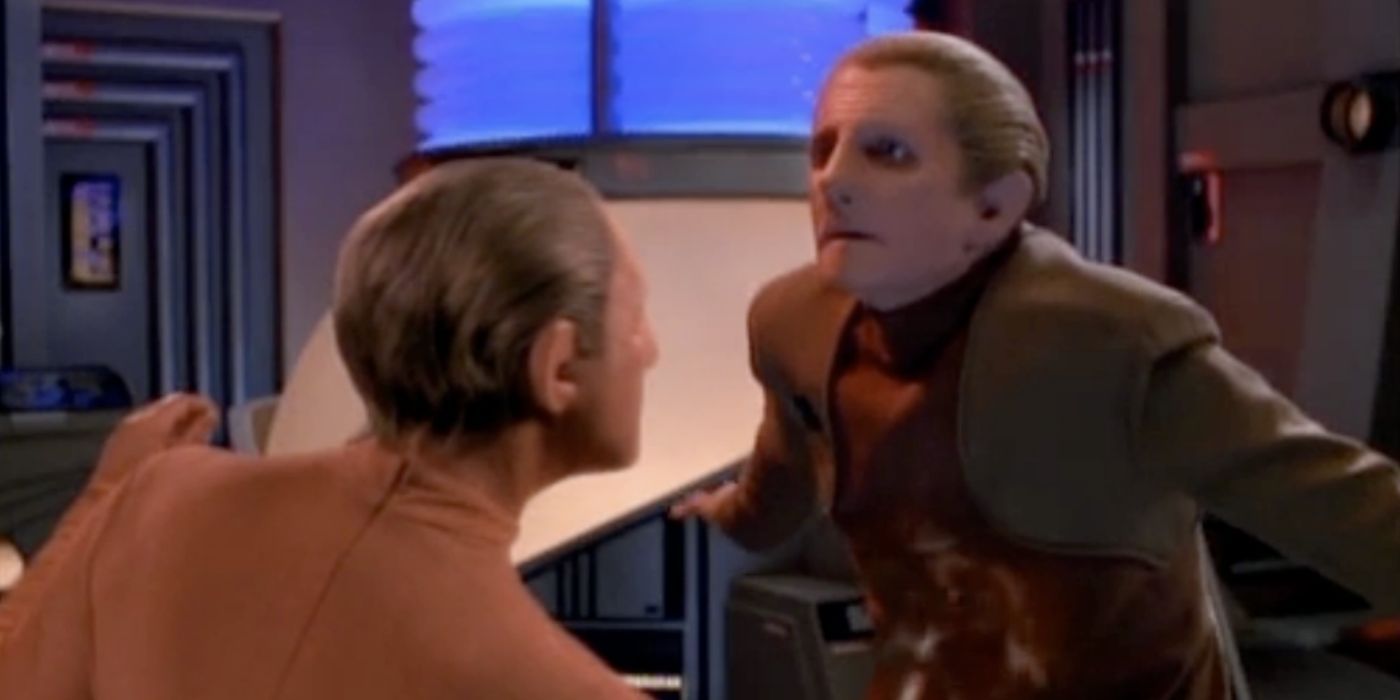 Odo fights another Changeling in Star Trek: Deep Space Nine